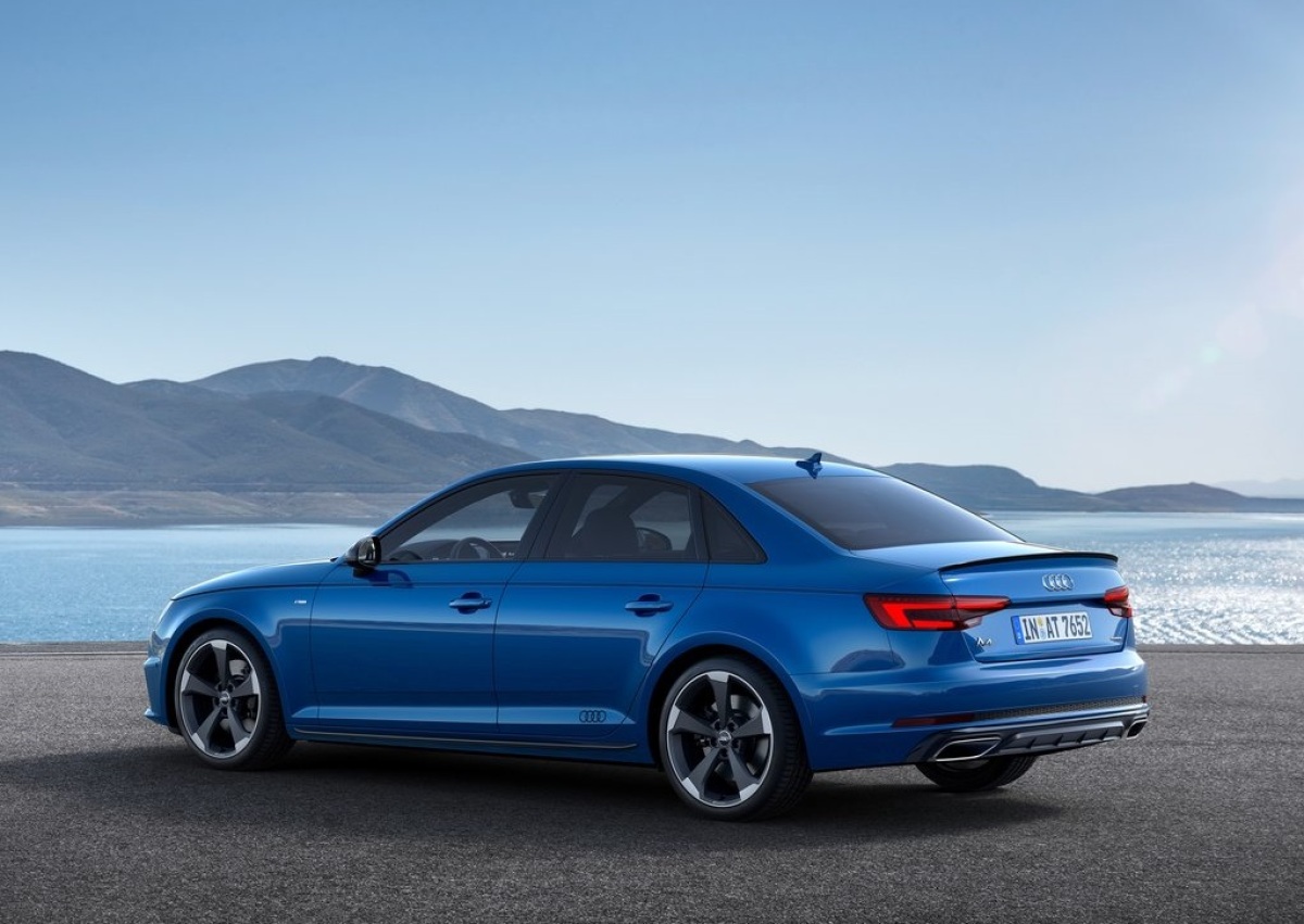 Audi-A4-2019-1024-07