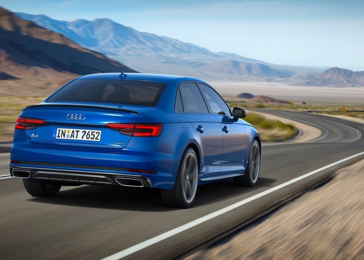 Audi-A4-2019-1024-0a