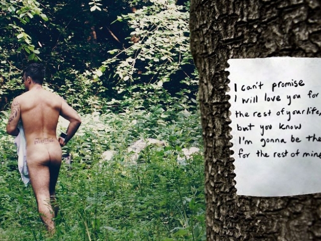Spevák Robbie Williams na zábere z Instagramu. 