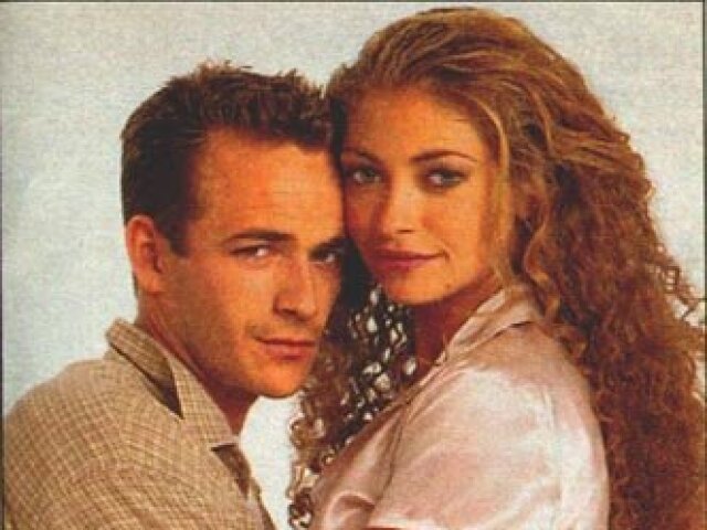 Rebecca Gayheart  a Luke Perry
