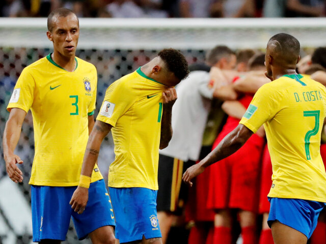 Miranda, Neymar, Douglas Costa