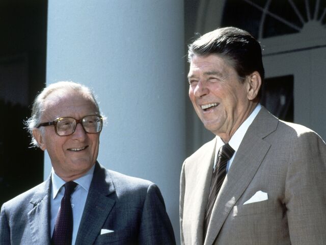 Peter Carrington, reagan