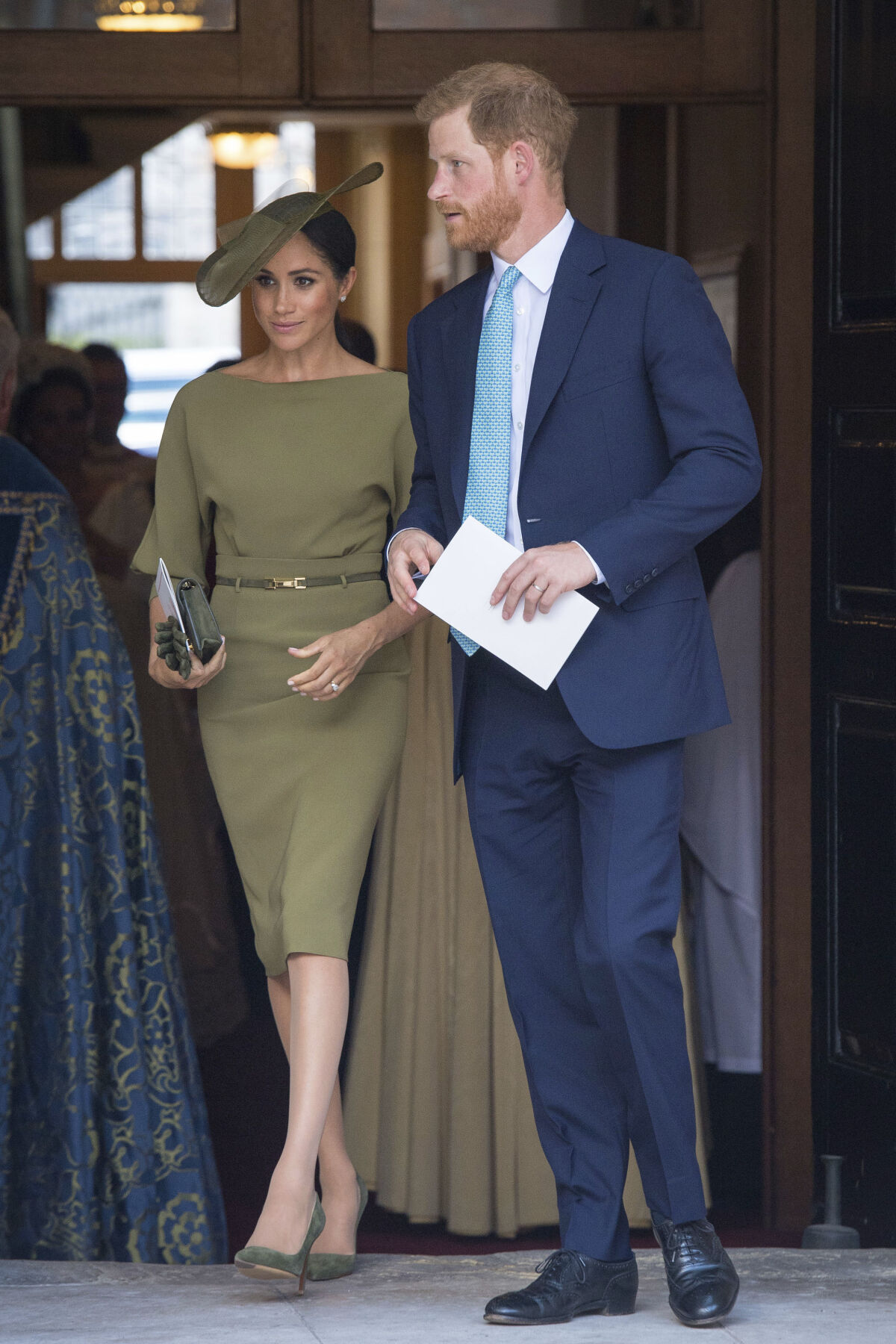 Princ Harry a jeho manželka Meghan, vojvodkyňa zo Sussexu (v kreácii Ralph Lauren). 