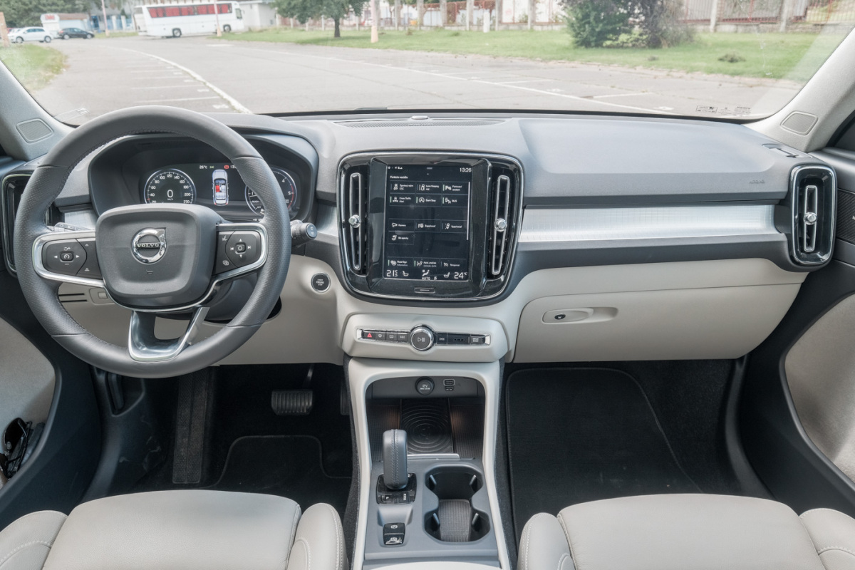 Volvo XC40