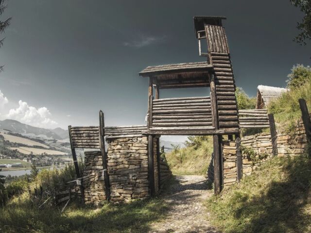 Archeoskanzen Havránok