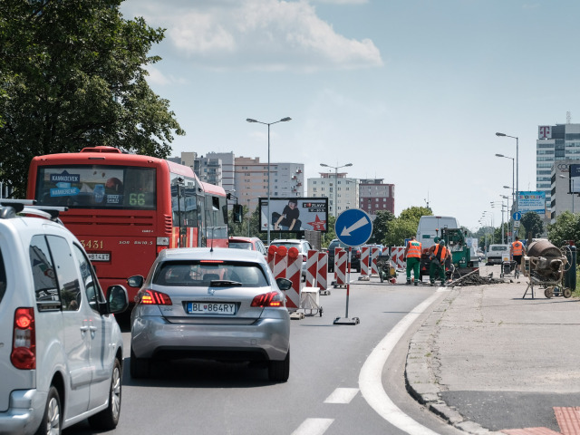 Dopravná kolóna na Bajkalskej ulici v Bratislave
