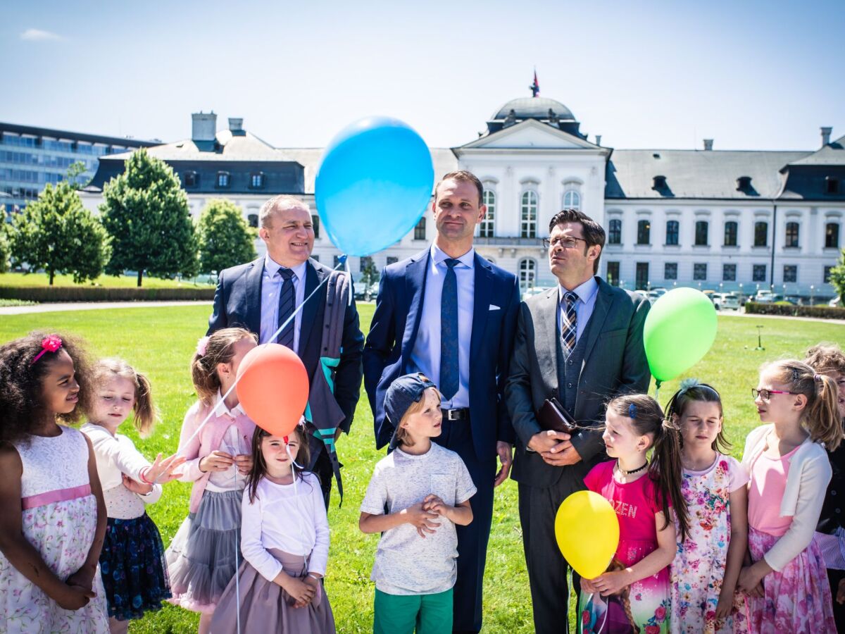 seriál ministri, ministri, tomáš maštalír, jevgenij libezňuk, milo kráľ,
