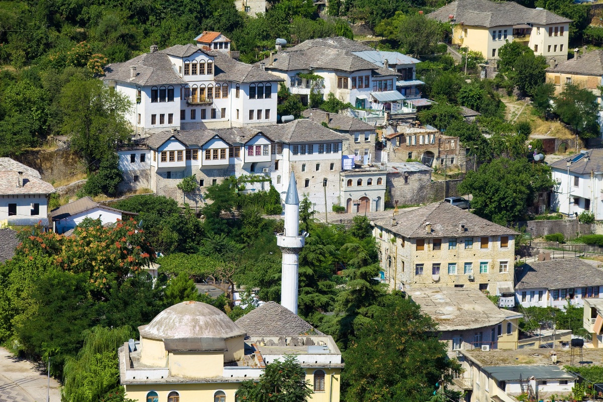 albansko