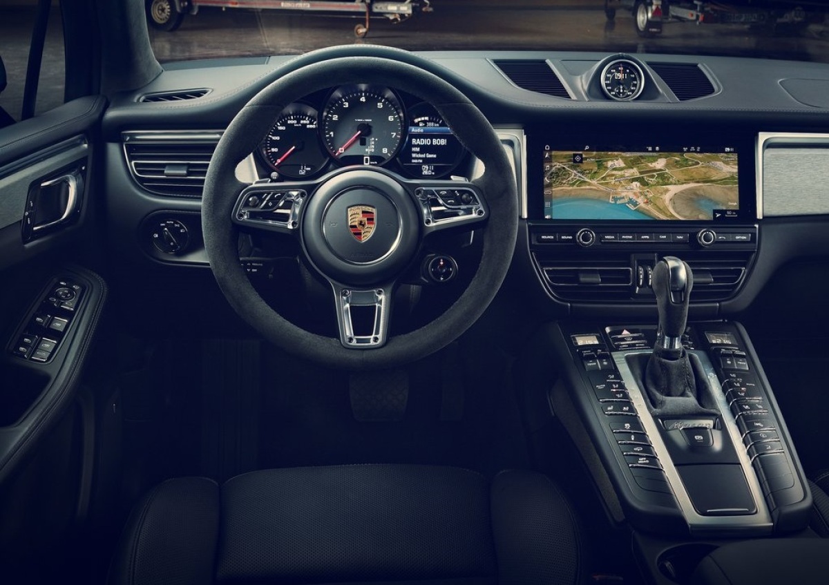 Porsche-Macan-2019-1024-0e