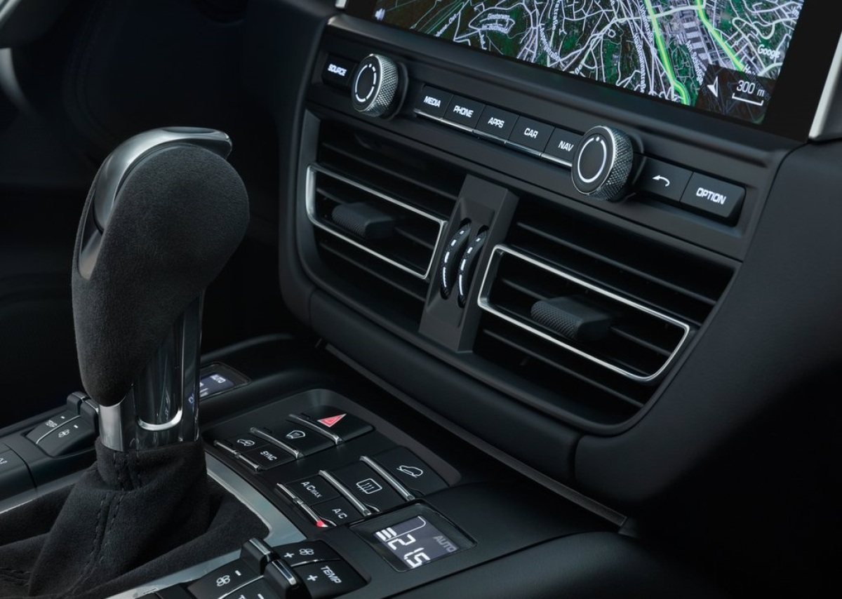 Porsche-Macan-2019-1024-12