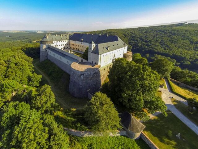 Červený Kameň