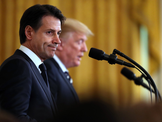 USA politika diplomacia Taliansko conte trump