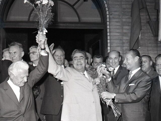 Ludvík Svoboda, Alexander Dubček, Leonid Brežnev