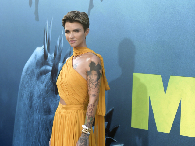 Herečka a modelka Ruby Rose na premiére filmu The Meg.