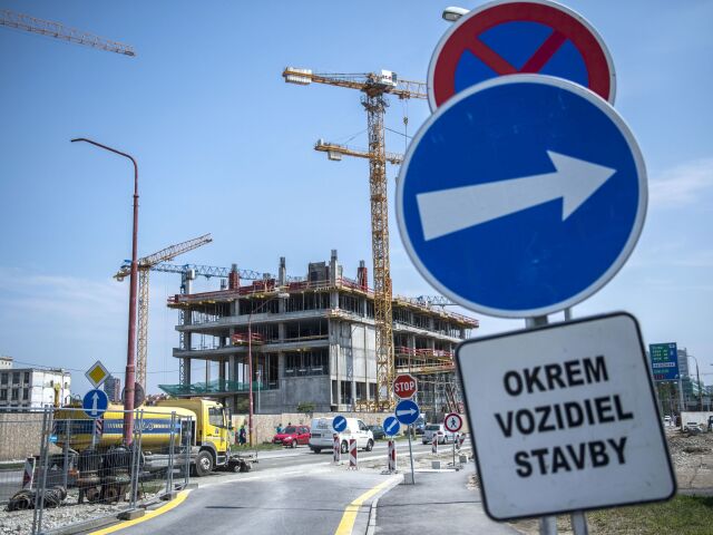 SR Mlynské Nivy výstavba podzemný kruhový objazd BAX