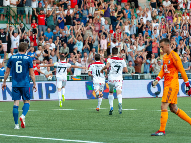AS Trenčín, Feyenoord Rotterdam