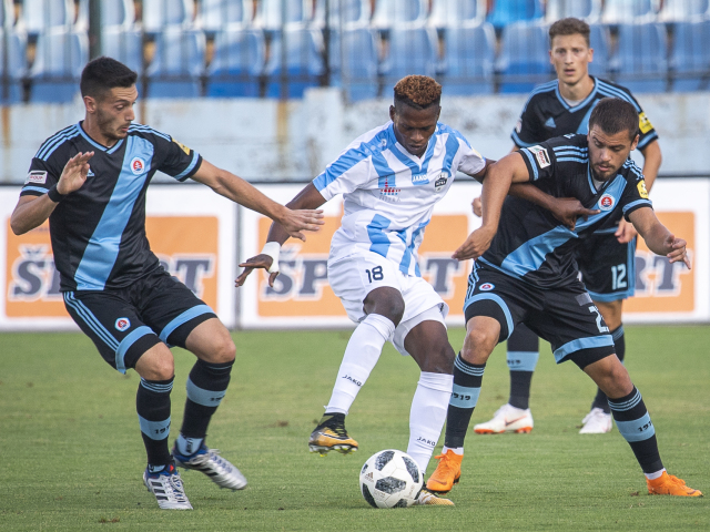 SR futbal FL 4. kolo Slovan Nitra BAX