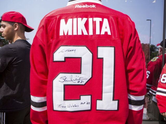 Stan Mikita, rozlúčka