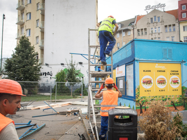 BRATISLAVA: Revitalizácia Kamenného námestia