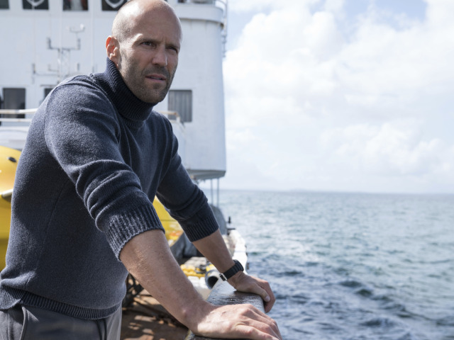 Herec Jason Statham na zábere z filmu MEG: Hrozba z hlbín.