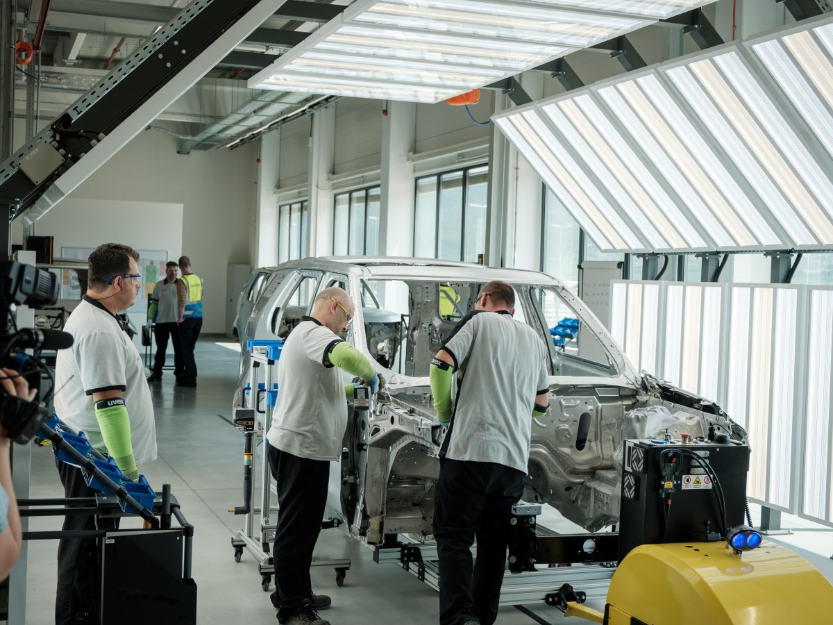 jaguar land rover, treningove centrum