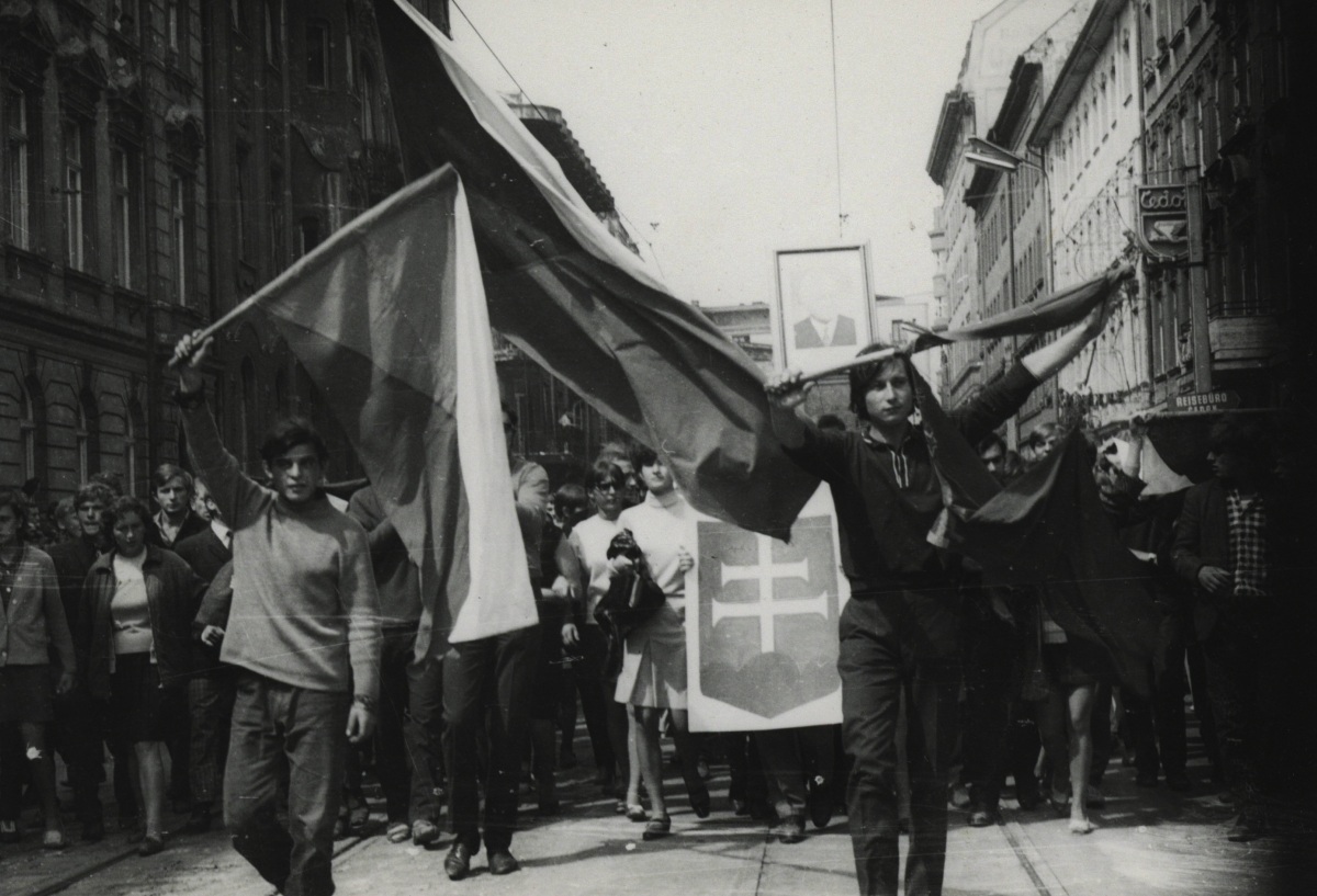 Bratislava, Štúrova ulica, august 1968, dav