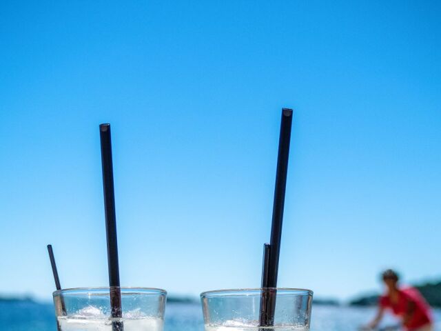 poháre, nápoj, gin tonic, slamka, cyklista
