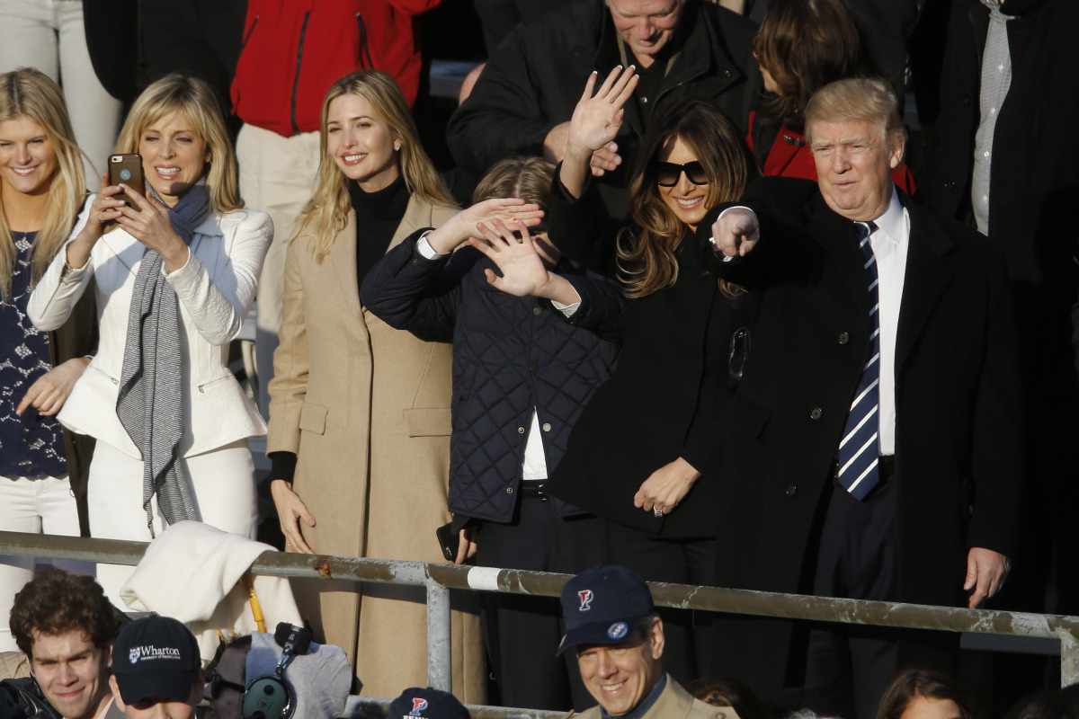 Zľava: Druhá manželka Donalda Trumpa Marla Maples, jeho dcéra z prvého manželstva Ivanka a manželka Melania Trump. 