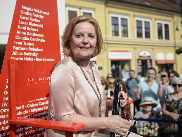 Magda Vášáryová