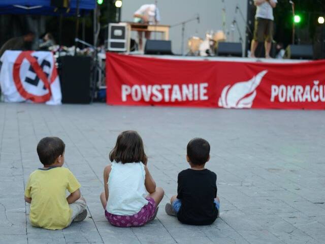 Povstanie Pokračuje