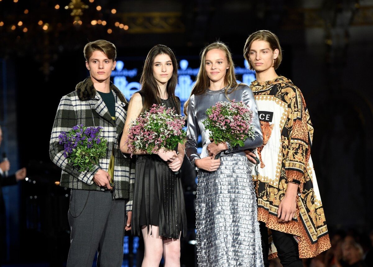Víťazi modelingovej súťaže Schwarzkopf Elite Model Look 2018 - zľava: Martin Burian (20), Jasmína Simová (14), Marie Sýkorová (15) a Jakub Janírek (18).