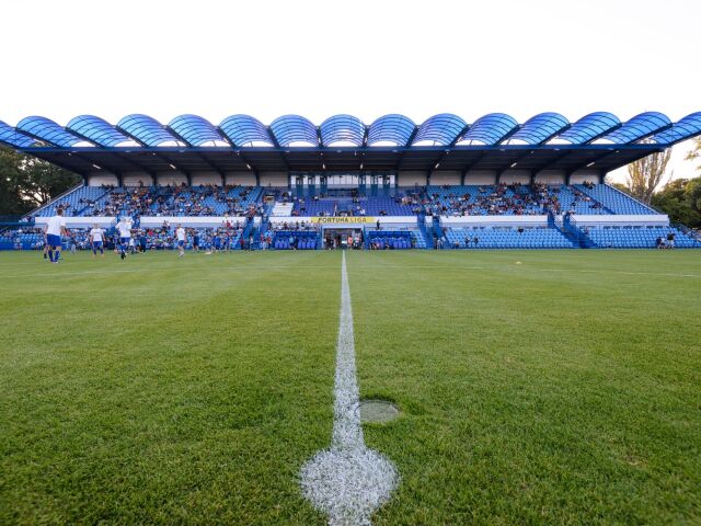 SR Futbal FC Nitra štadión nový otvorenie Slavia NRX