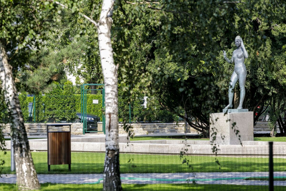 SR Bratislava zrevitalizovaný Landererov park BAX