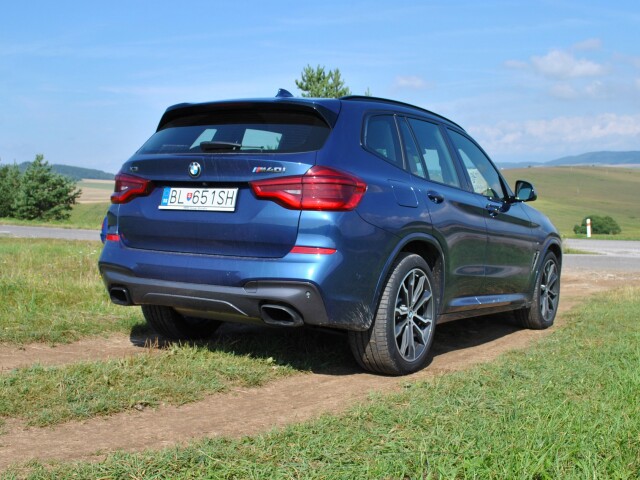 BMW X3 M40i