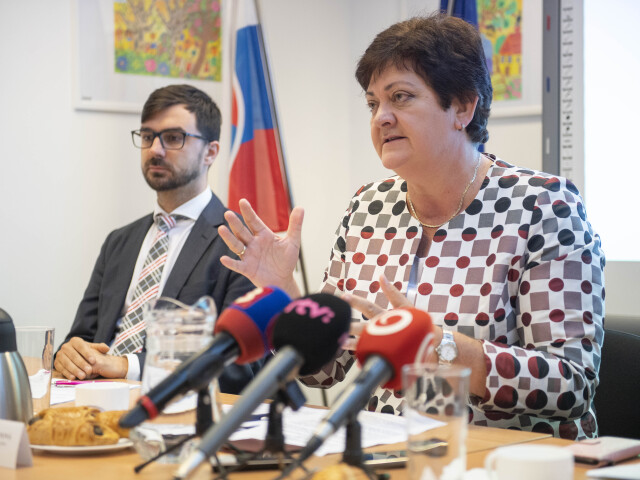 Maria Patakyová