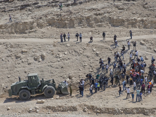 Izrael Palestina dedina Chán al-Ahmar, demolícia, buldozér, demonštrácia