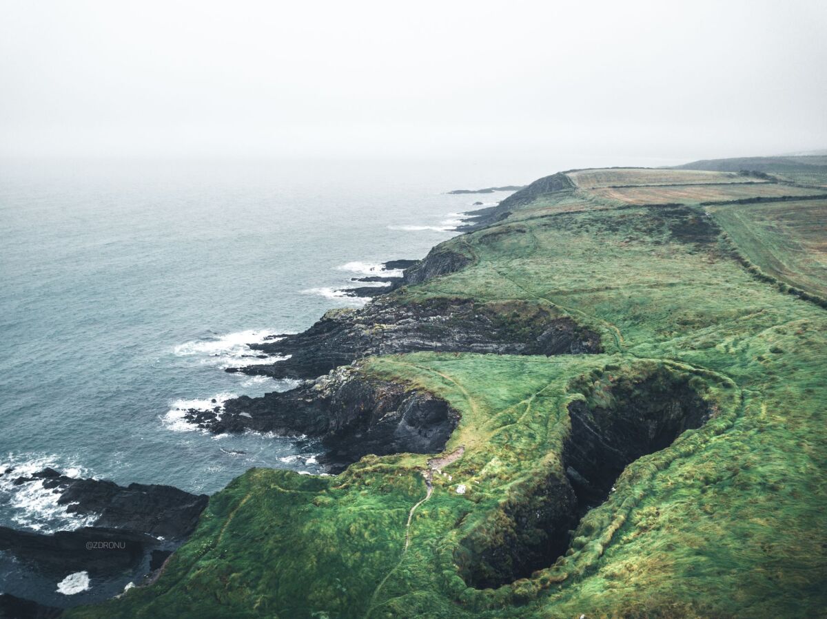 Dundeady Island, Írsko