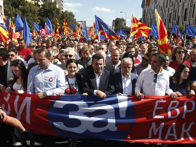 macedónsko referendum pochod zoran zaev