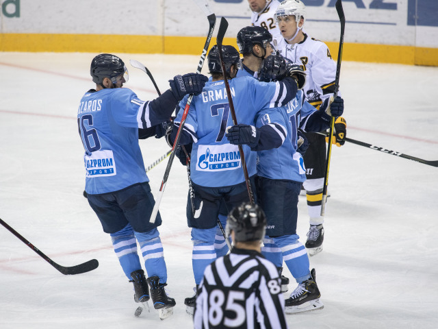 SR hokej KHL Slovan Severstaľ BAX