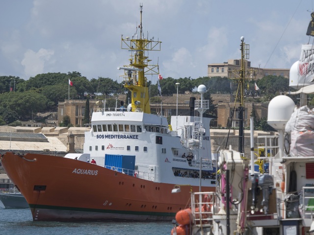 Panama Aquarius loď záchranárska registrácia zrušenie