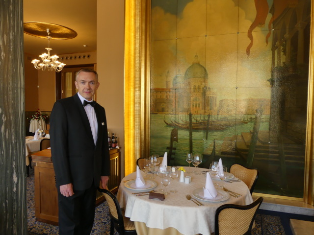 Martin Helia vo Francuzskej restauracii