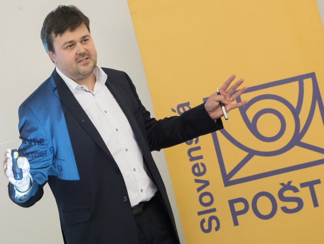 Generálny riaditeľ Slovenskej pošty Peter Helexa