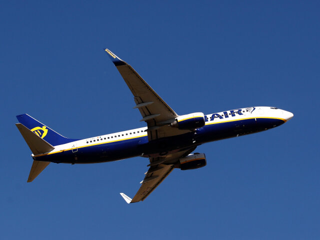 ryanair, lietadlo, boeing 737