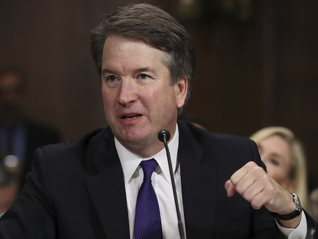 USA Kavanaugh obvinenia žena Senát vypočutie