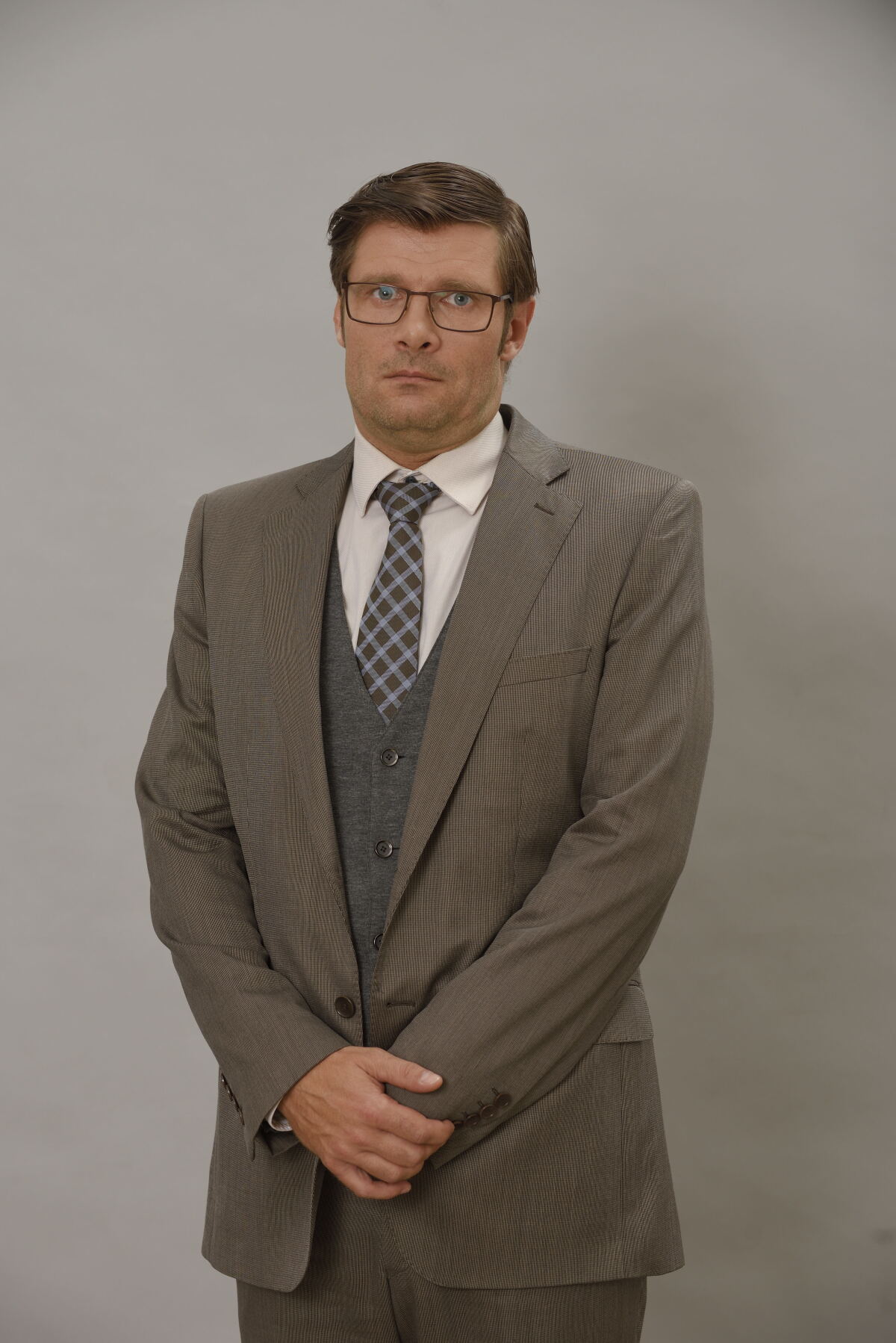 milo kráľ, ministri, seriál ministri,