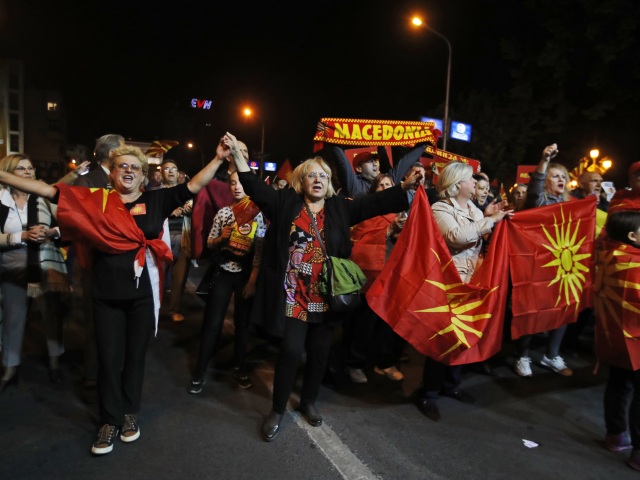 Macedónsko referendum Grécko spor názov