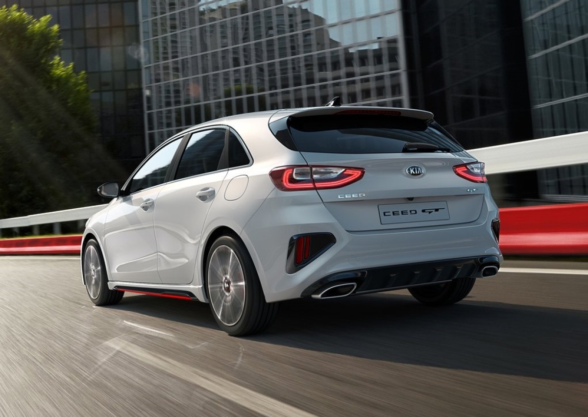 Kia-Ceed GT-2019-1024-02