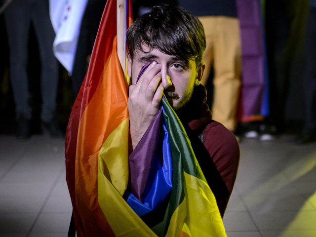 Rumunsko referendum homosexuálne manželstvo vlajka dúhová
