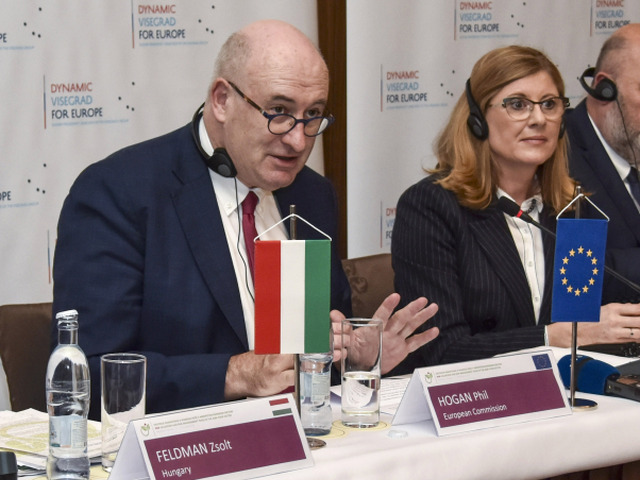 Phil Hogan, Gabriela Matečná