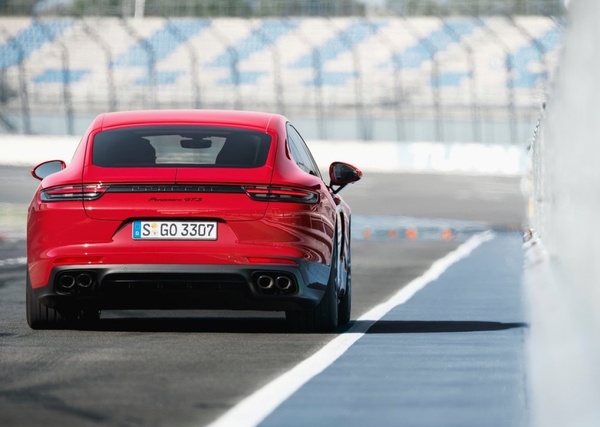 Porsche-Panamera GTS-2019-1024-08